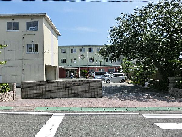 【周辺】浜松市立西部中学校（486m）