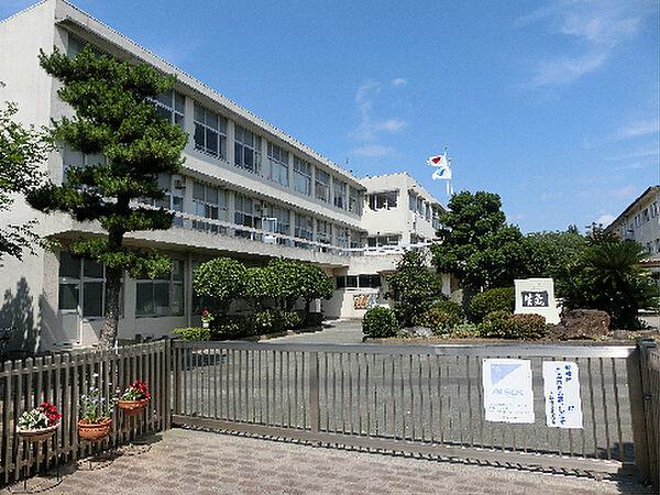 【周辺】浜松市立蜆塚中学校（666m）