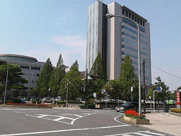 【周辺】太田市役所（533m）