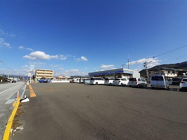 【周辺】【コンビニエンスストア】ローソン 野市町北店まで838ｍ