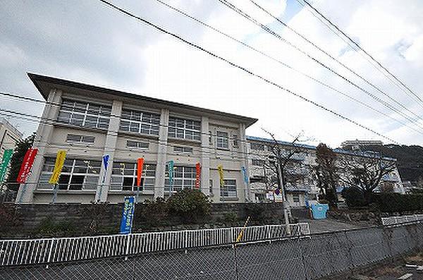 【周辺】市立富野中学校（1220m）