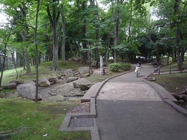 【周辺】駒沢緑泉公園（900m）