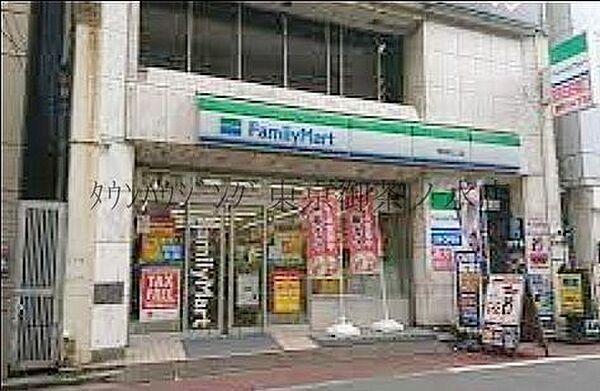 【周辺】ファミリーマート神田駅北店 徒歩5分。 360m