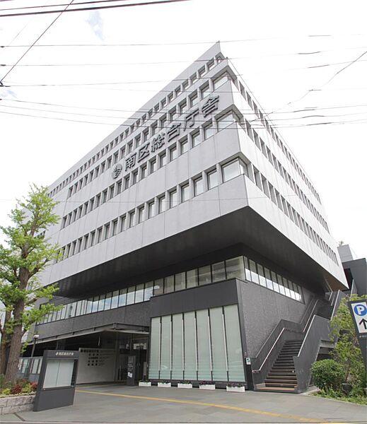 【周辺】横浜市南区役所（457m）