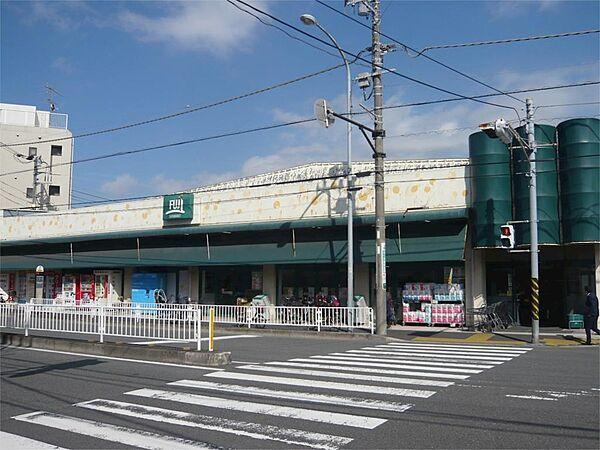 【周辺】Fuji伊勢町店（194m）