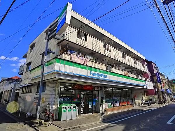 【周辺】ファミリーマート本木南町店 徒歩5分。 380m