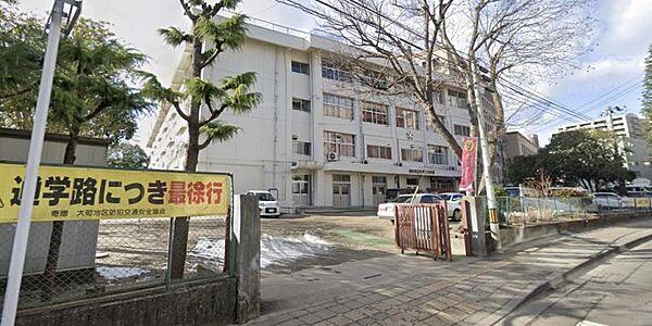 【周辺】仙台市立片平小学校　約140m