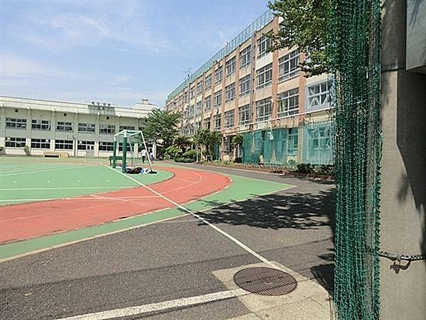 【周辺】墨田区立寺島中学校 736m