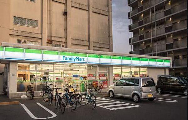 【周辺】ファミリーマート東墨田二丁目店 徒歩16分。 1220m