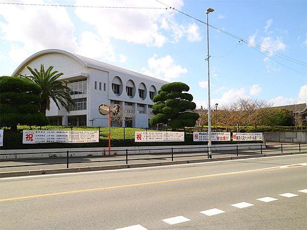 【周辺】福岡県立宗像中学校（561m）