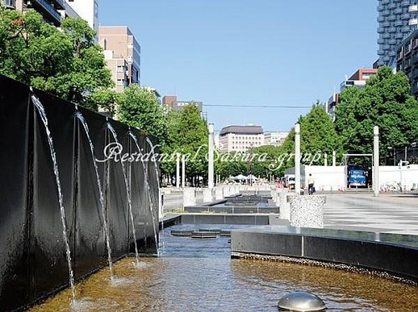 【周辺】公園大通り公園緑の森まで723ｍ