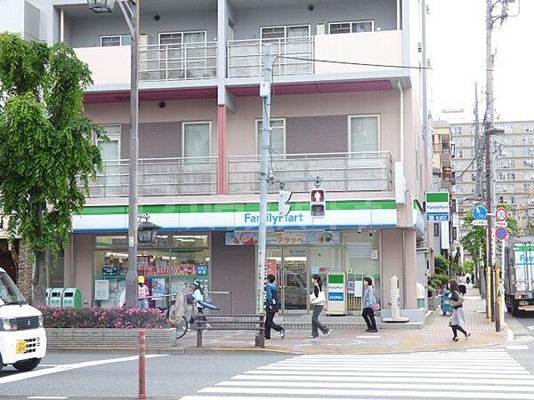 【周辺】ファミリーマート亀戸駅南店 徒歩2分。 140m