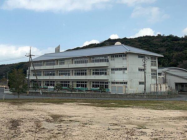 【周辺】下関市立川棚小学校(1、570m)