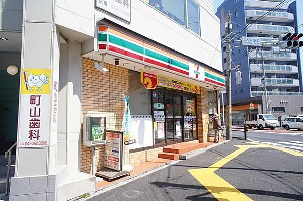 【周辺】セブンイレブン北松戸駅東口店 119m