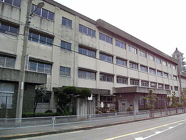 【周辺】八尾市立久宝寺中学校（1075m）