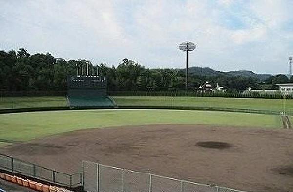 【周辺】松江総合運動公園（810m）