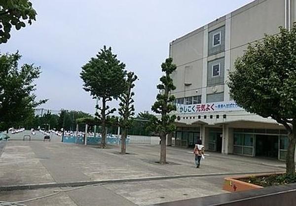 【周辺】川崎市立宮崎小学校 667m