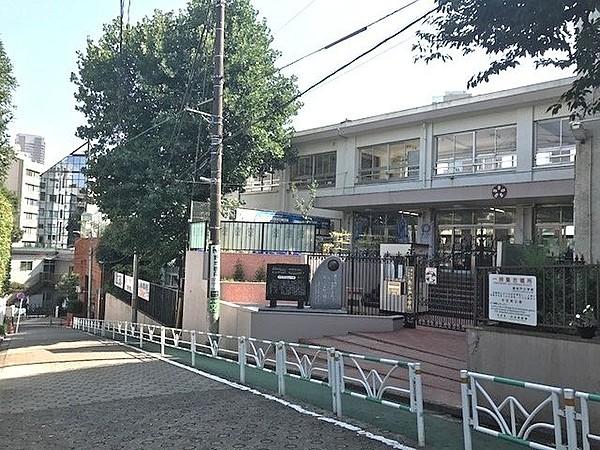 【周辺】長谷戸小学校 340m
