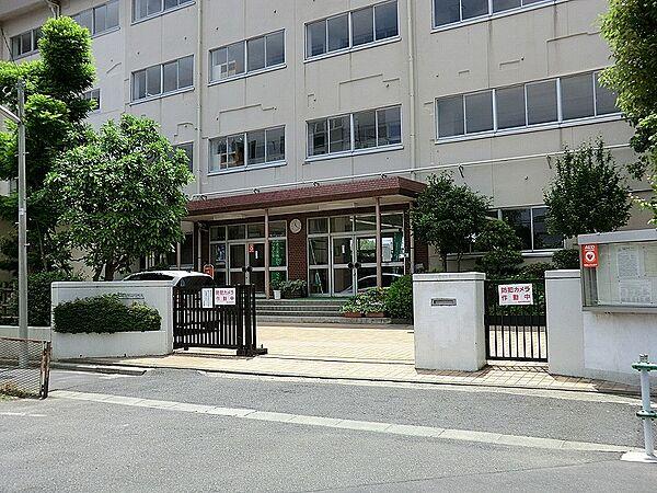 【周辺】葛飾区立新宿中学校　1050ｍ