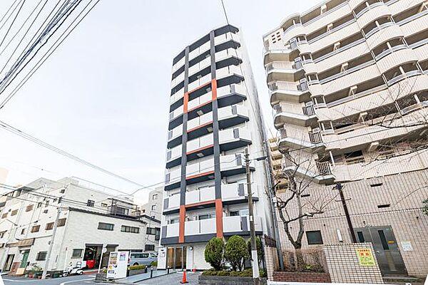 【外観】外観｜管理体制の整った、RC造地上10階建てのマンションです。周辺は生活利便性の高いエリアで、錦糸町駅まで徒歩8分の好立地です。