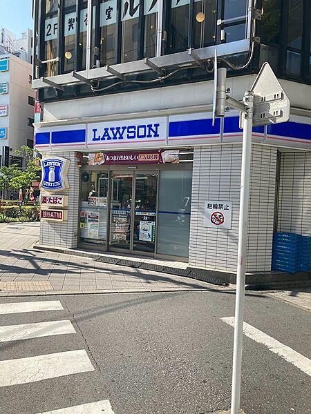 【周辺】ローソン 高円寺駅前店（116m）