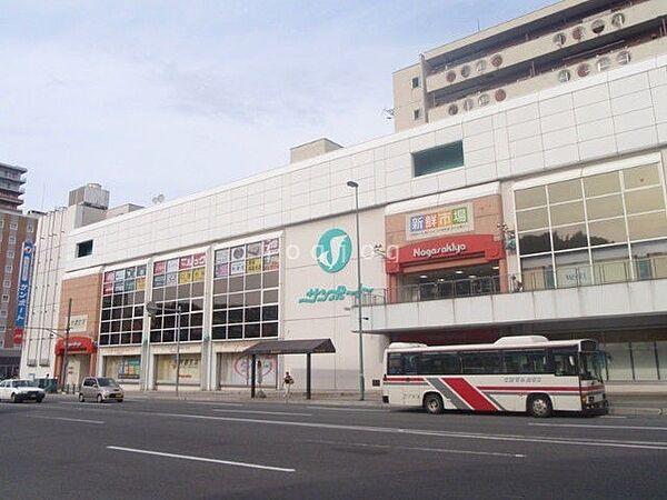 【周辺】長崎屋小樽店 979m