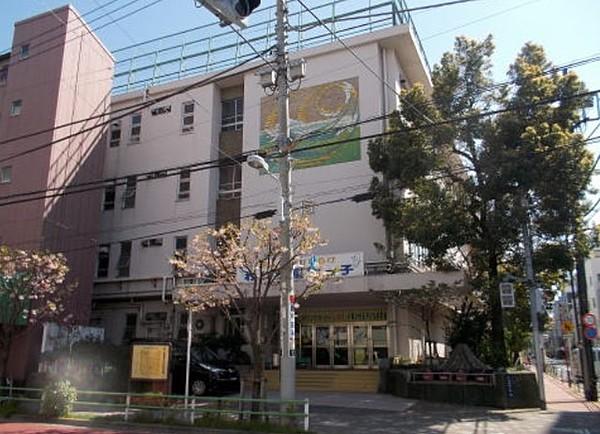 【周辺】台東区立富士小学校 459m