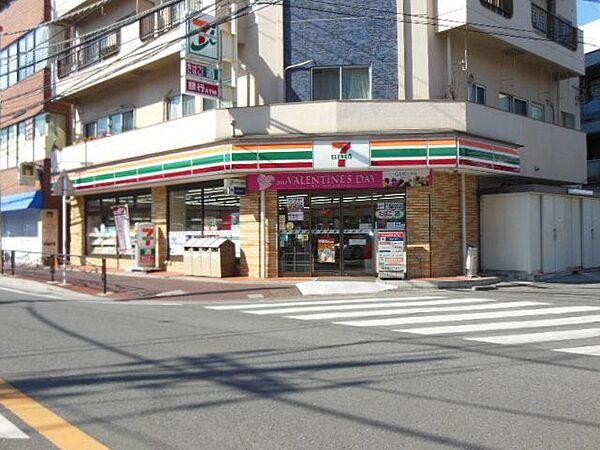 【周辺】セブンイレブン川崎上小田中店 577m