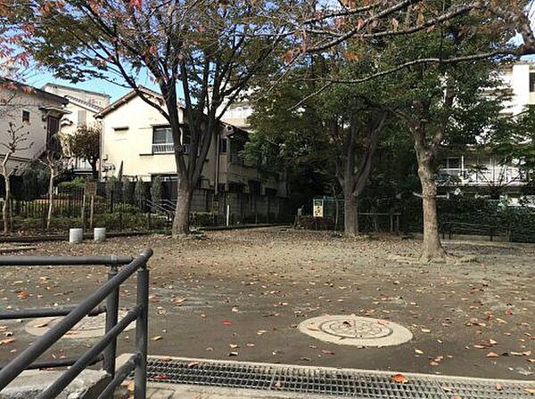 【周辺】【公園】笹塚東公園まで195ｍ