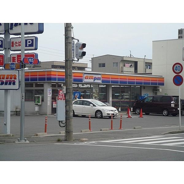 【周辺】コンビニ「ファミリーマート津新町店まで912ｍ」