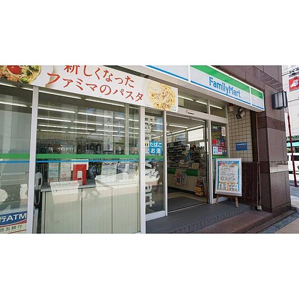 【周辺】コンビニ「ファミリーマート近鉄四日市駅西店まで155ｍ」