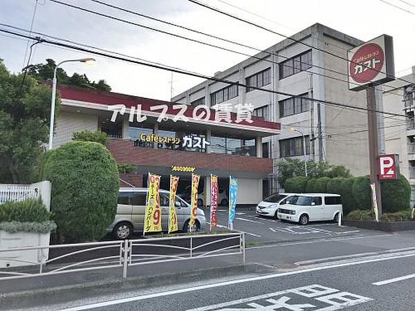 【周辺】【ファミリーレストラン】ガスト 横浜睦町店まで522ｍ