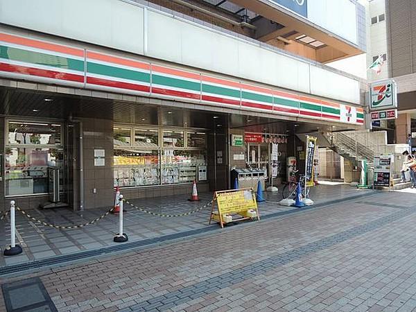 【周辺】セブンイレブンふじみ野駅東口店 203m
