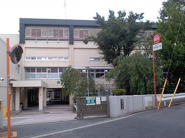 【周辺】中学校横浜市立笹下中学校まで1400ｍ