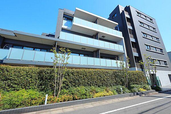 【外観】JR京浜東北線『西川口』駅徒歩7分、2014年10月築、RC造6階建て、総戸数72戸のマンションです。