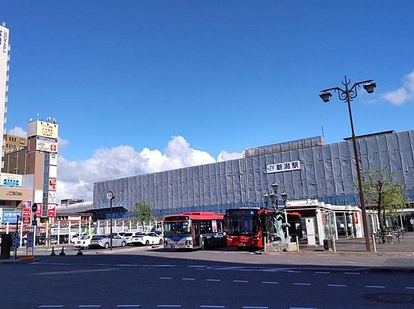【周辺】【周辺環境】新潟駅まで約2.1km(徒歩約27分)。古町エリアから万代エリアを散策する休日もよさそうですね。