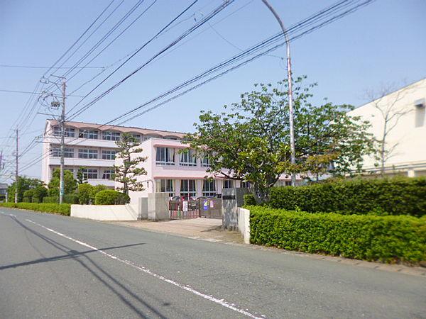 【周辺】浜松市立入野小学校（1009m）