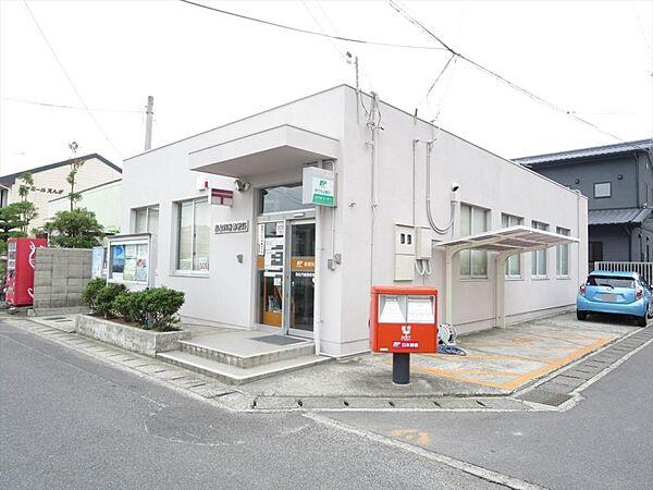 【周辺】高松円座郵便局まで1400ｍ、車で3分です。