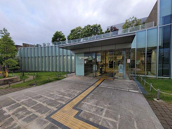 【周辺】【図書館】神戸市立東灘図書館まで1506ｍ