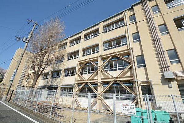 【周辺】【中学校】神戸市立住吉中学校まで2079ｍ