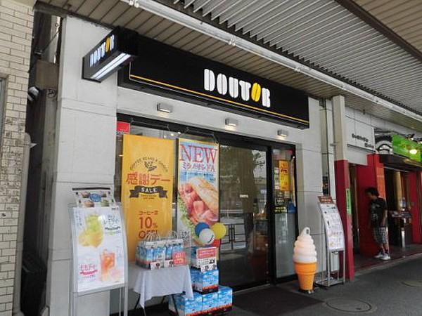 【周辺】喫茶店・カフェ ドトールコーヒーショップ 新中野店まで367ｍ