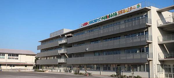【周辺】川崎市立上作延小学校 832m