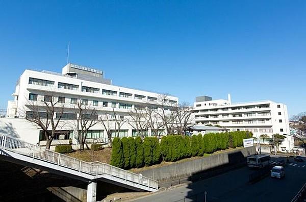 【周辺】日本医科大学多摩永山病院 831m
