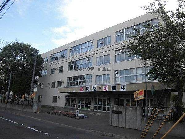 【周辺】札幌市立新琴似南小学校 161m