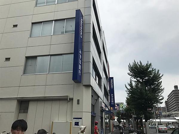 【周辺】みずほ銀行 上尾支店（1387m）