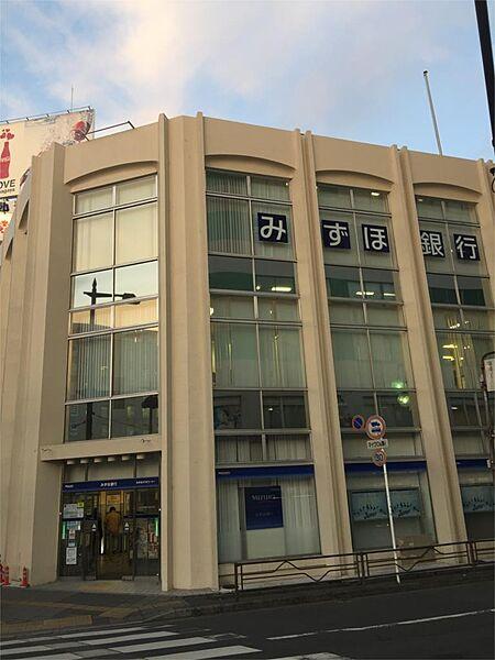【周辺】みずほ銀行　熊谷支店（1195m）