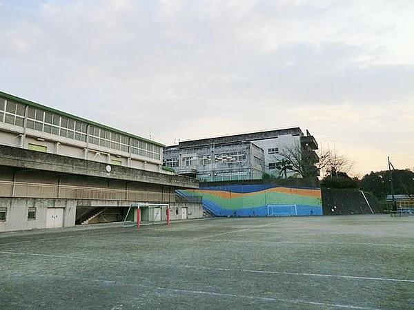 【周辺】横浜市立南舞岡小学校 徒歩16分 1200m