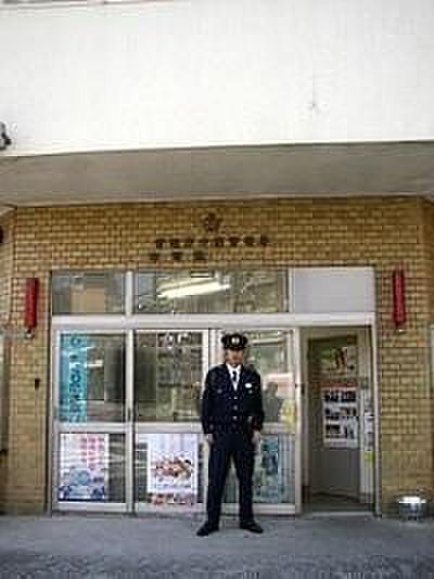 【周辺】中野警察署 本郷通交番 徒歩7分。 490m