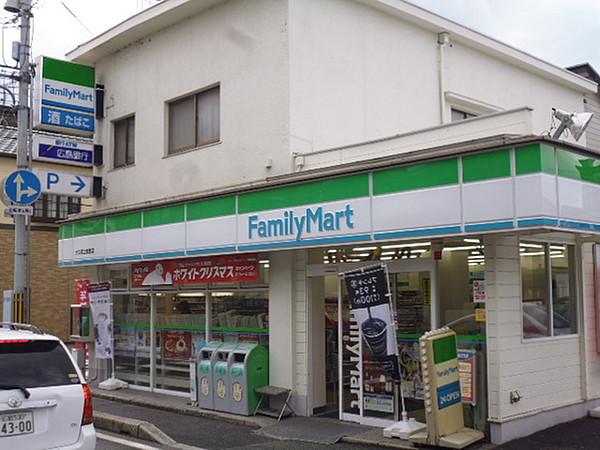 【周辺】コンビニ「ファミリーマート堺町二丁目店まで221ｍ」