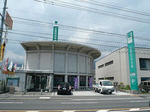 【周辺】銀行「広島信用金庫廿日市中央支店まで530ｍ」